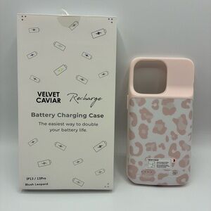 Velvet Caviar Recharge Battery Charging Case iPhone‎ 13/13 Pro Blush Leopard